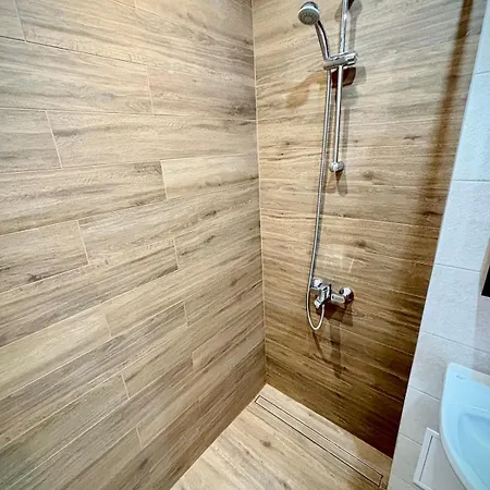 Apartament просторен и уютен двустаен в долен лозенец - кварталът на артистите *