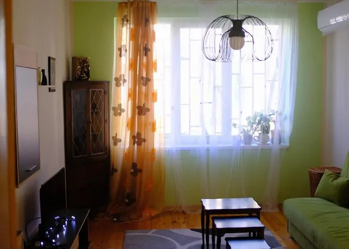 Apartment просторен и уютен двустаен в долен лозенец - кварталът на артистите