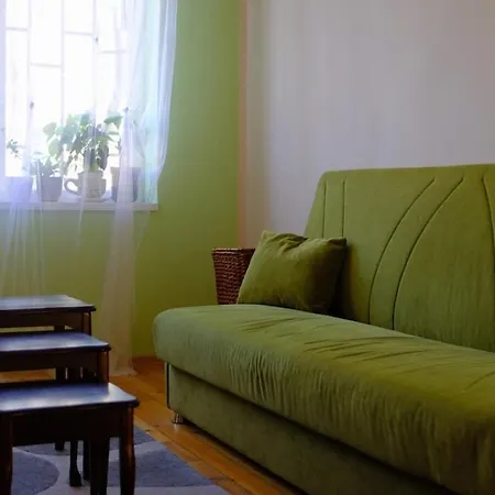 Apartment просторен и уютен двустаен в долен лозенец - кварталът на артистите Sofia