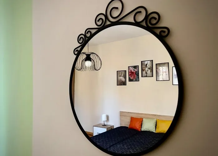 просторен и уютен двустаен в долен лозенец - кварталът на артистите