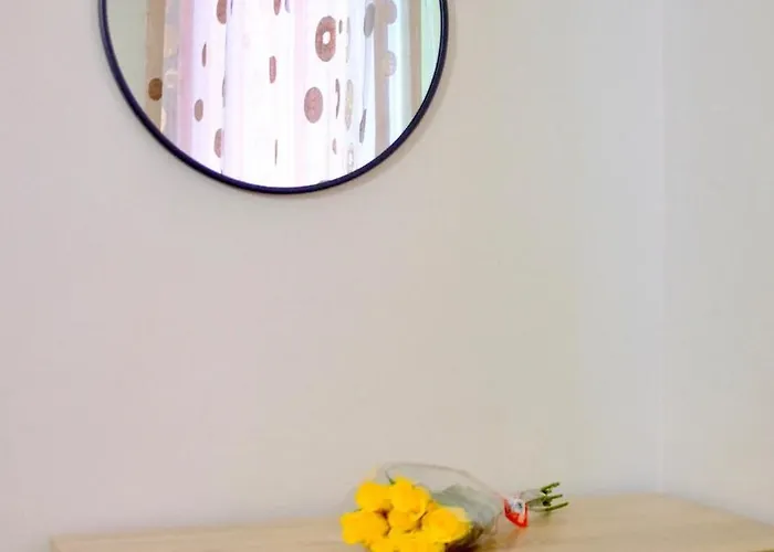 просторен и уютен двустаен в долен лозенец - кварталът на артистите Sofia