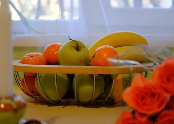 просторен и уютен двустаен в долен лозенец - кварталът на артистите